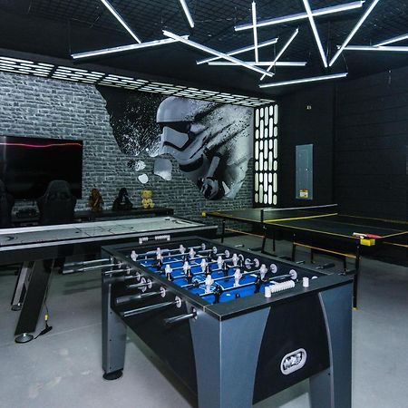 קיסימי Brand New 9 Bedrooms House With Private Pool, Star Wars Game Room, Theme Rooms And Lake View Sa2145 מראה חיצוני תמונה