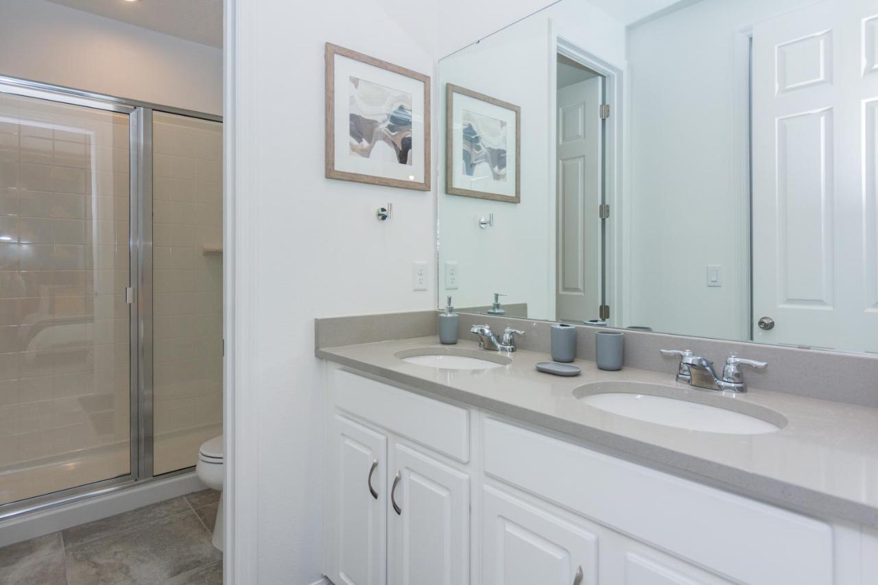 קיסימי Brand New 9 Bedrooms House With Private Pool, Star Wars Game Room, Theme Rooms And Lake View Sa2145 מראה חיצוני תמונה