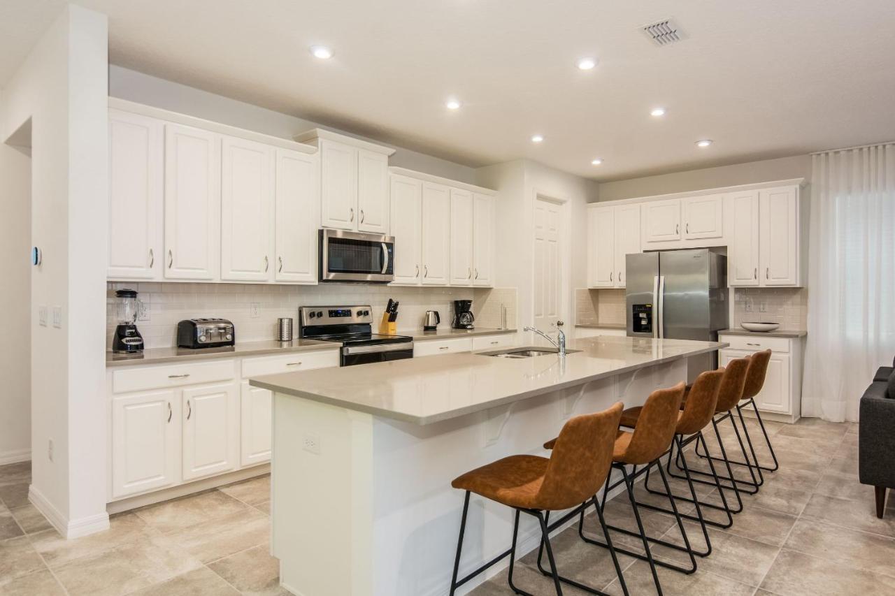 קיסימי Brand New 9 Bedrooms House With Private Pool, Star Wars Game Room, Theme Rooms And Lake View Sa2145 מראה חיצוני תמונה